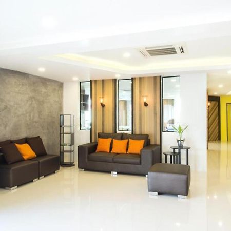 The Circle Hotel Buriram Kültér fotó