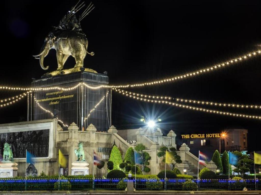 The Circle Hotel Buriram Kültér fotó