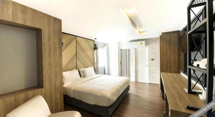 The Circle Hotel Buriram Kültér fotó